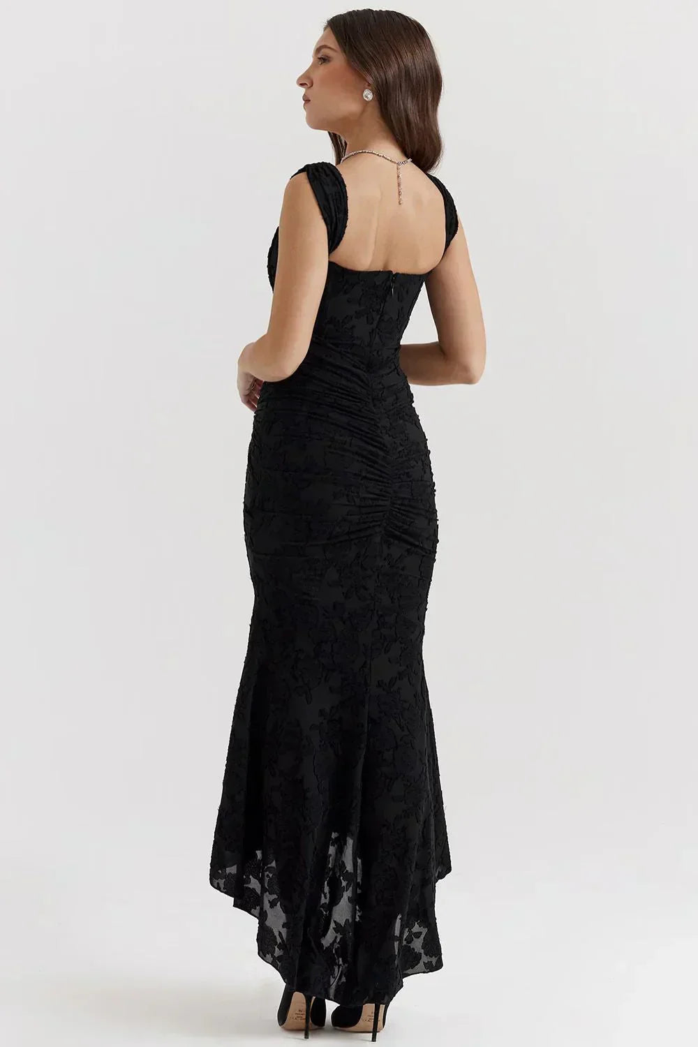 Robe Lily