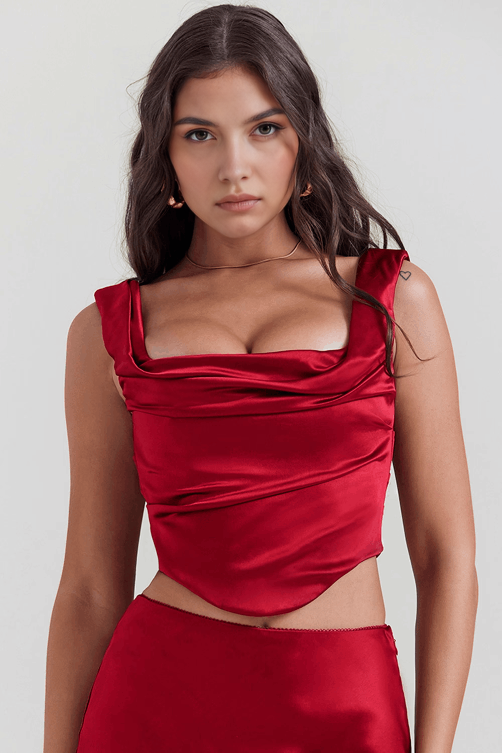 Amari | robe